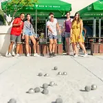 Generator Hostel *