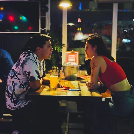 جينيرايتور كوبنهاغن بيت شباب *