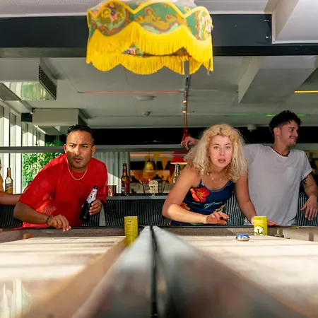 بيت شباب جينيرايتور كوبنهاغن *