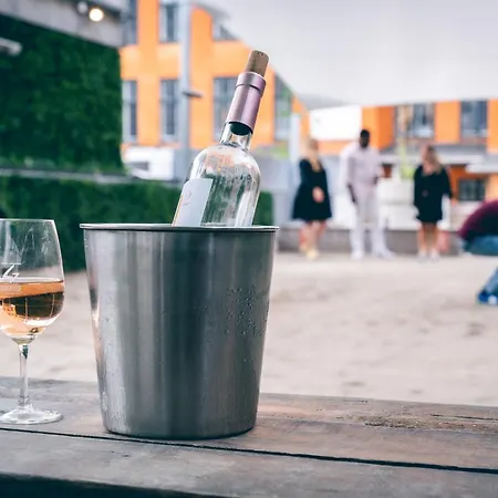 بيت شباب جينيرايتور كوبنهاغن *