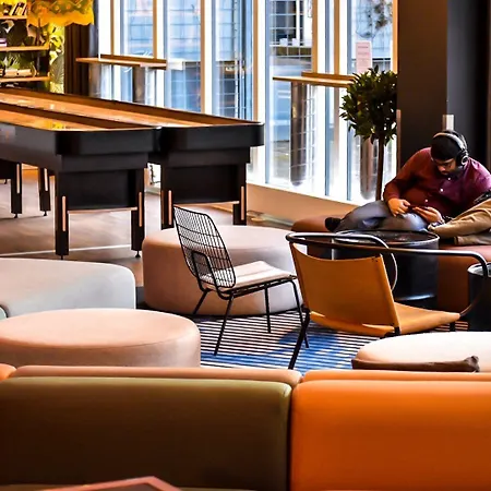 جينيرايتور كوبنهاغن بيت شباب *