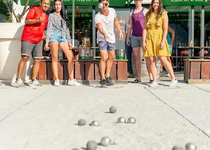 Generator Хостел *